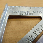 Escuadra multi ángulo con sombrero de aluminio - Imagen 2
