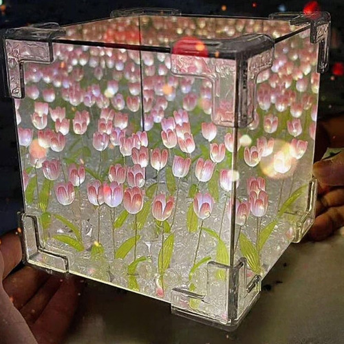 Lámpara cubo LED con tulipanes espejo 3D - Image 6