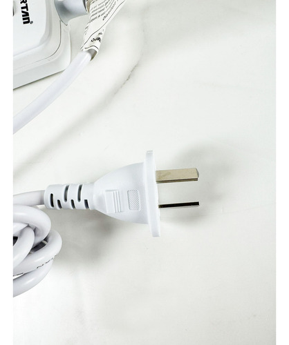Zapatilla eléctrica con 3 toma corriente y 2 USB Ty2203 - Image 3