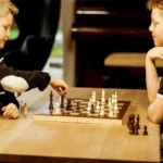 Juego 3 en 1 ajedrez damas y backgammon - Image 2