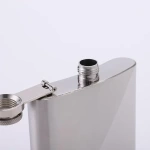 Petaca Whisky Acero Inoxidable 200 Cc Con Tapa Rosca Tragos - Image 2