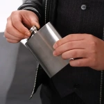 Petaca Whisky Acero Inoxidable 200 Cc Con Tapa Rosca Tragos - Image 11