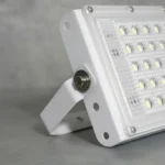Reflector led alta potencia exterior 220v - 100W IP65 - Image 5