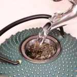 Tetera de hierro con infusor de té Mt09335 - Image 4