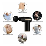 Mini pistola masajeadora inalámbrica rehabilitación muscular – imagen de uso