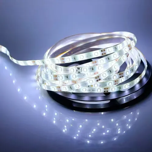 Tira LED adhesiva 2 Mts frío – vista lateral